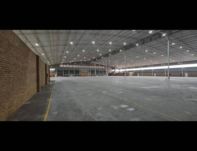 INDUSTRIAL PROPERTY TO RENT IN LONGMEADOW